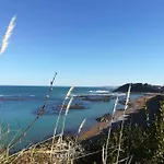 Attique Vue Mer Et Campagne, La Plage A Pied